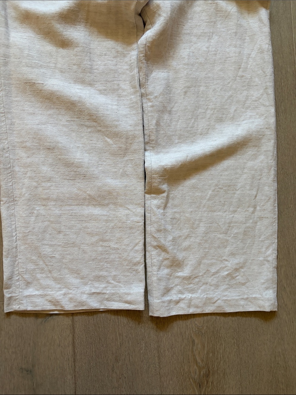 Aritzia Wide Leg Pants in Light Beige - Picture 11 of 16
